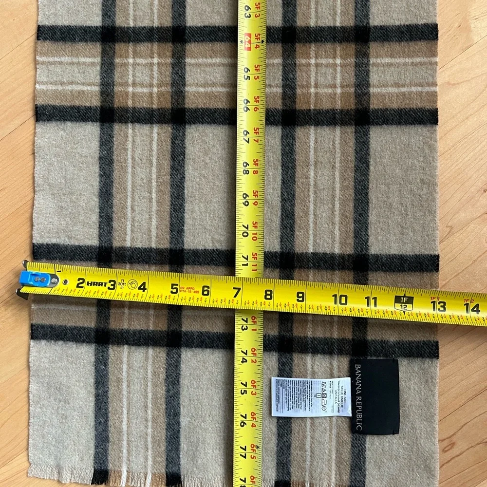 🐑NWOT? Soft Plaid Wool Banana Republic Unisex Scarf | Black & Tan/Maverick Tan